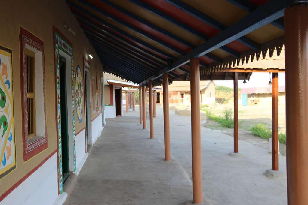 Rann Visamo Resort Bherandiāla Buitenkant foto