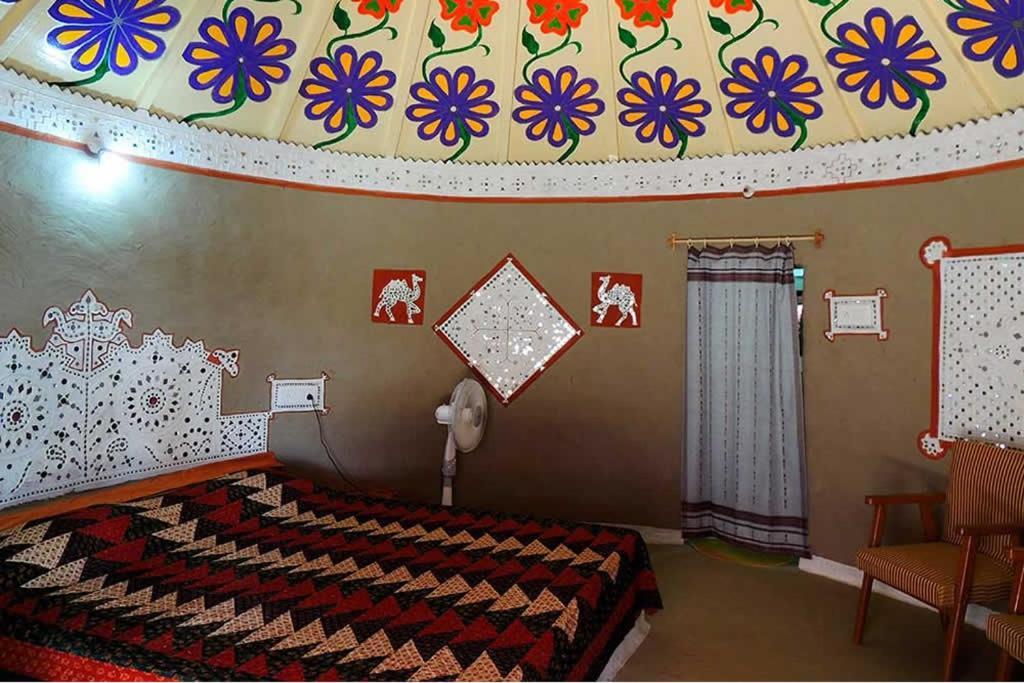 Rann Visamo Resort Bherandiāla Buitenkant foto