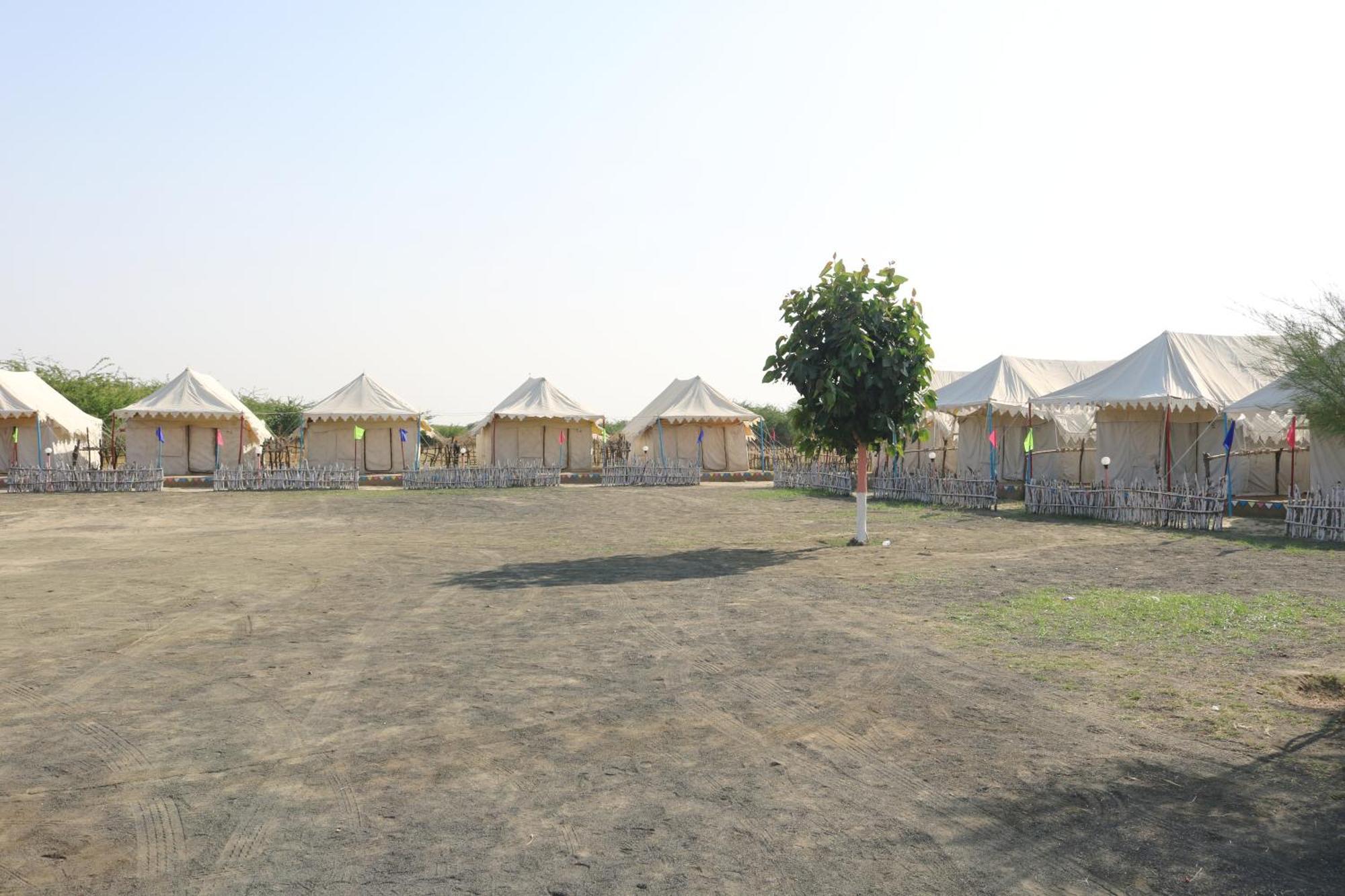 Rann Visamo Resort Bherandiāla Buitenkant foto